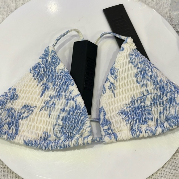 triangl swimwear Other - ⭐️TRIANGL VINCA INDIGO TOP BRAND NEW SIZE SMALL